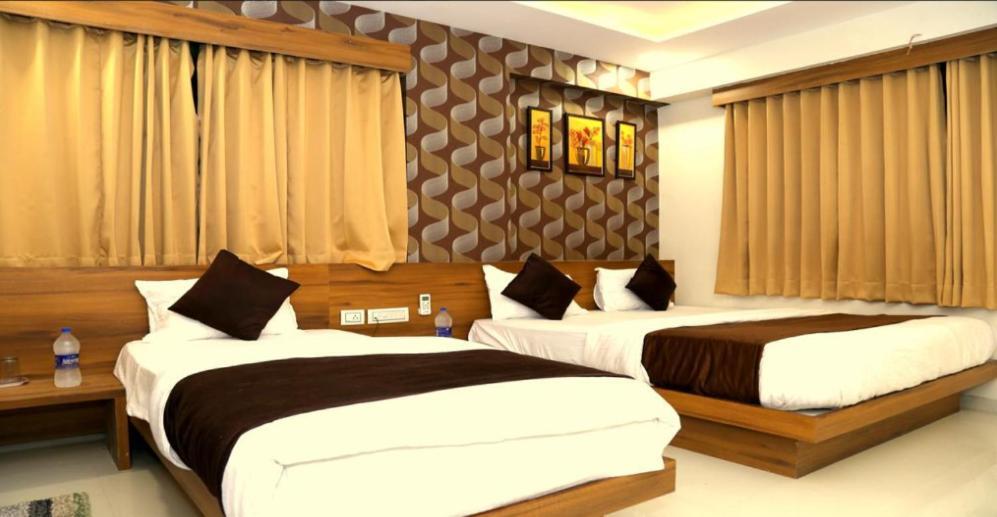 Hotel Leisure 3* Ahmedabad
