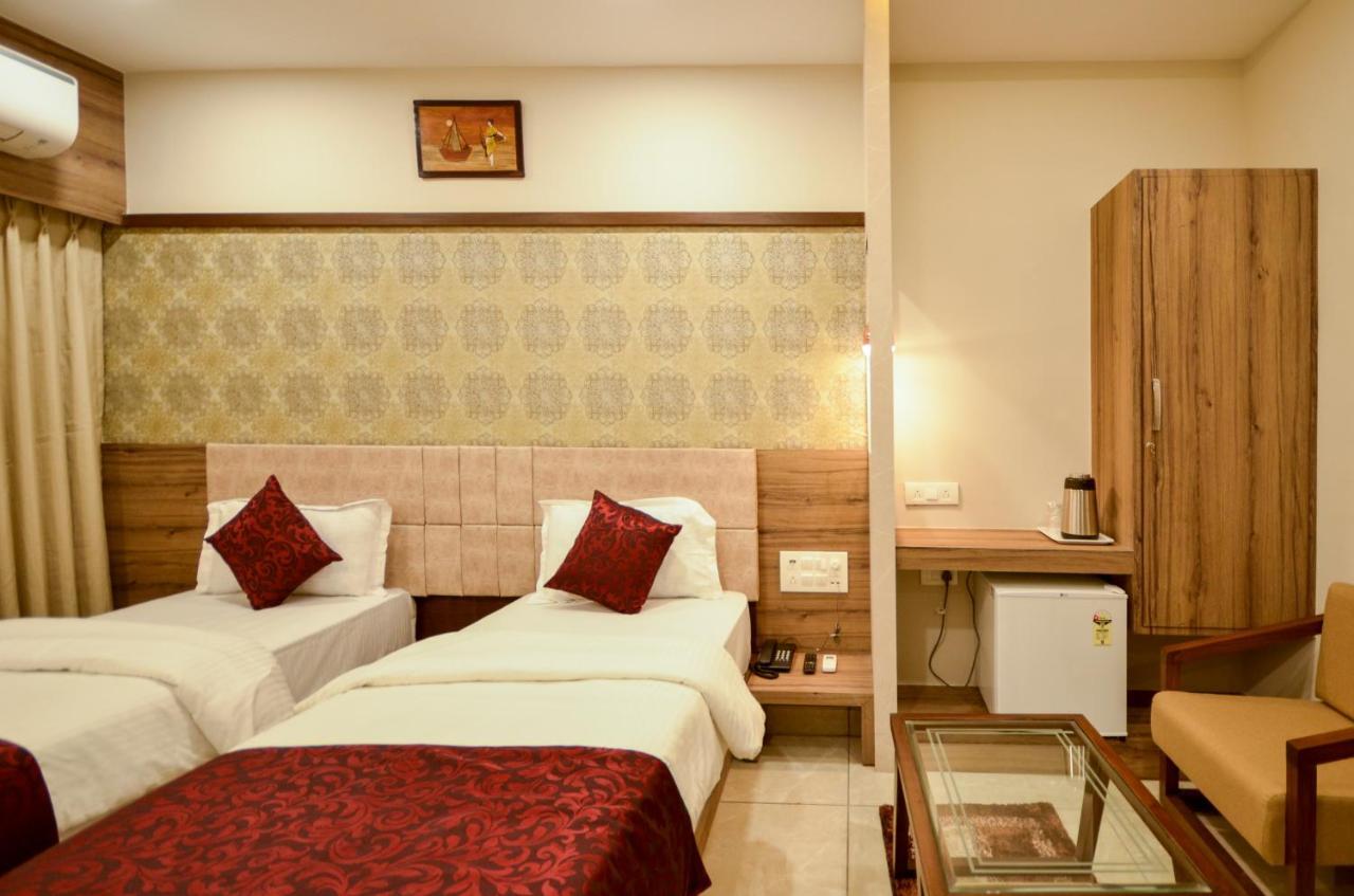 Repose 3* Ahmedabad