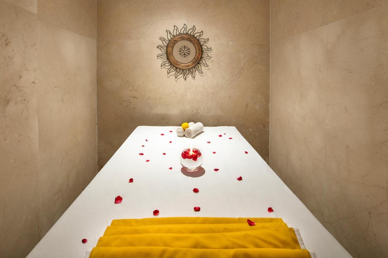 Hotel Bloomsuites L 4*