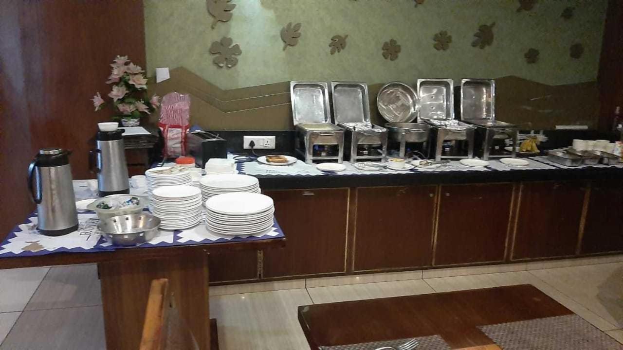 Royal Highness 3* Ahmedabad