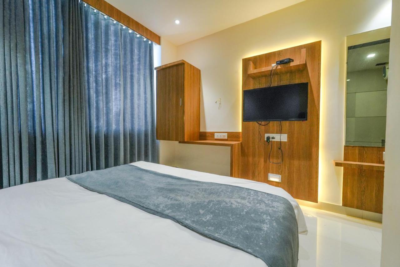 New Empire Hotel 3*