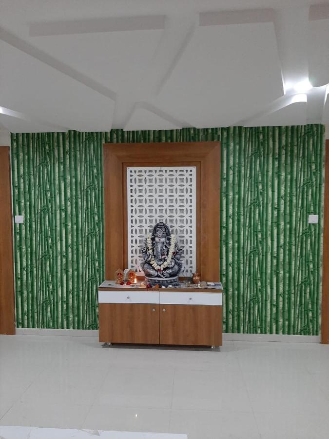 New Empire Hotel Ahmedabad
