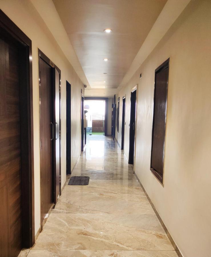 Sparsh - Chandkheda Hotel 4*