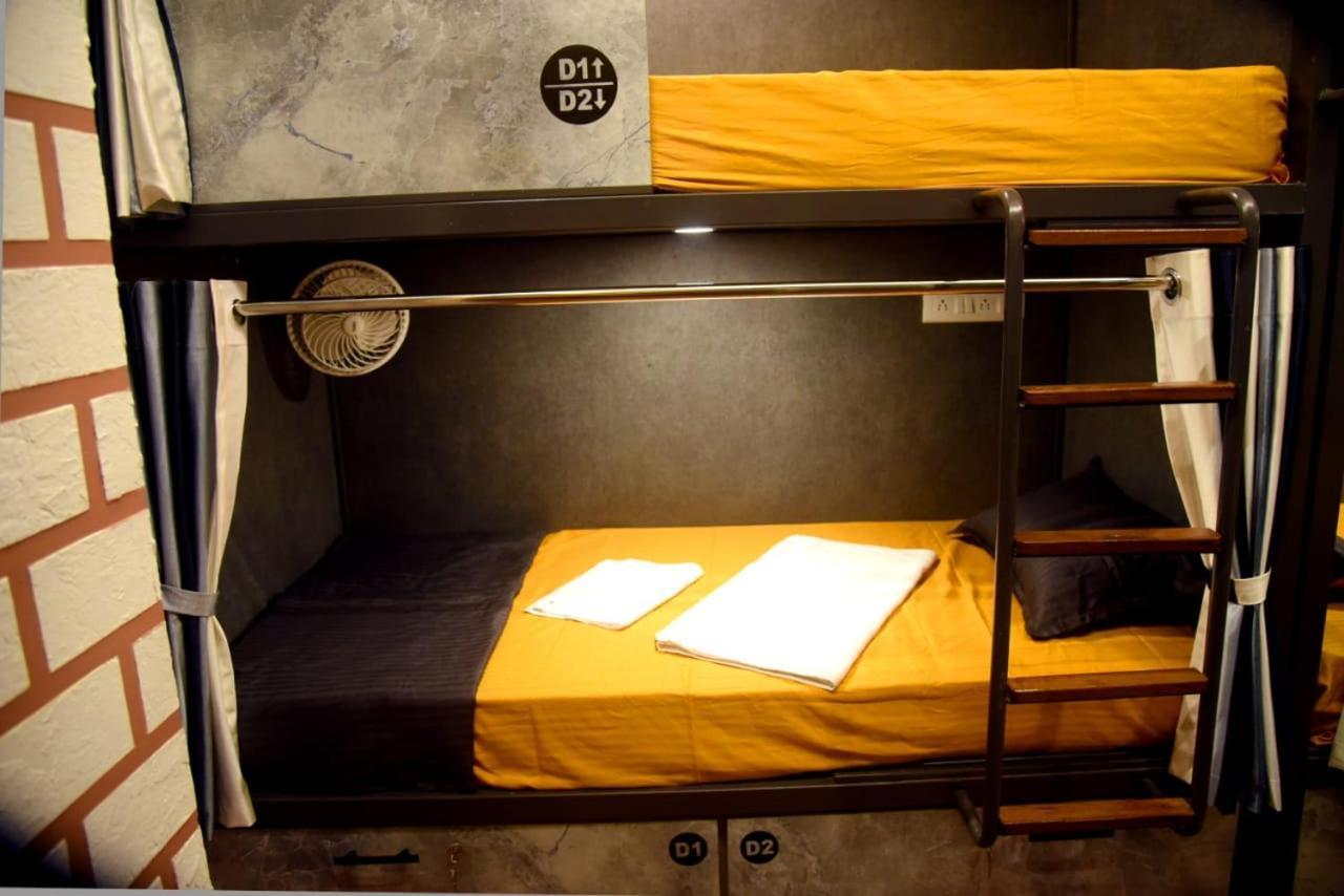 Charyana Ac Albergue Ahmedabad