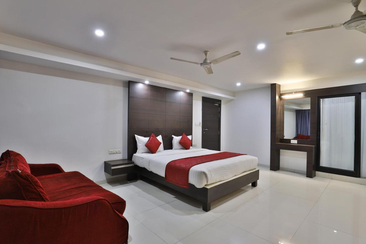 Park Land Hotel 2*