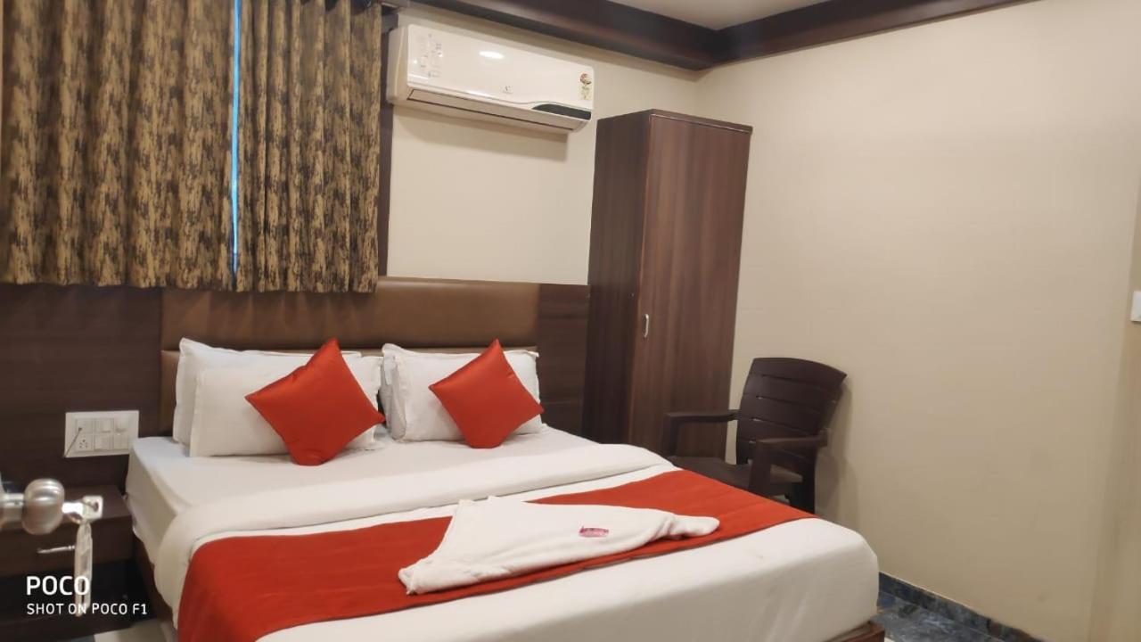 Park Land Hotel