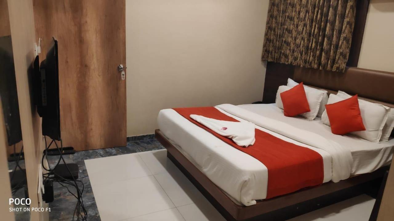 Park Land Hotel