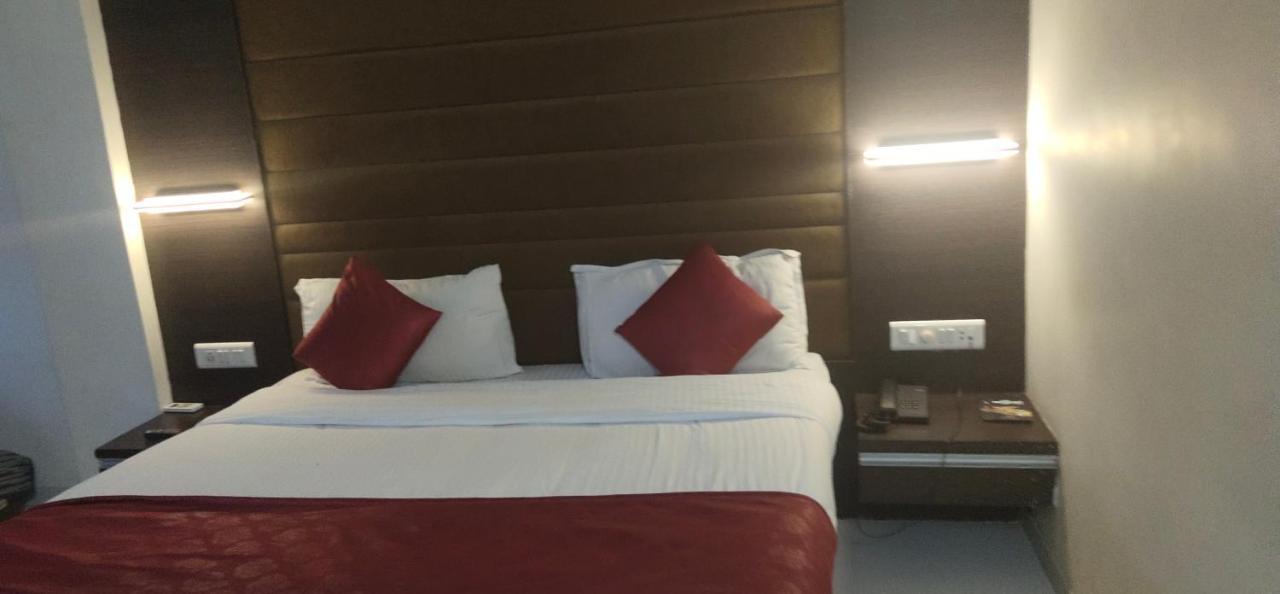 Park Land Hotel 2*