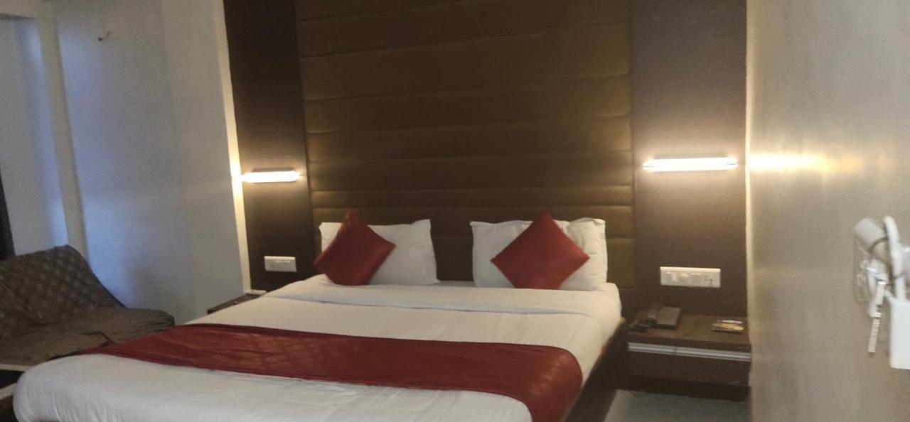 Hotel Park Land Ahmedabad