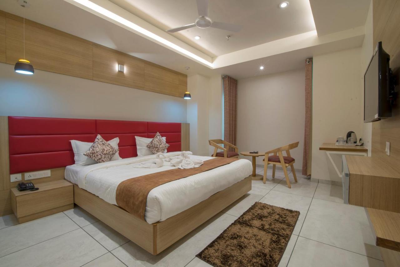 Silvera Grand Hotel 3*